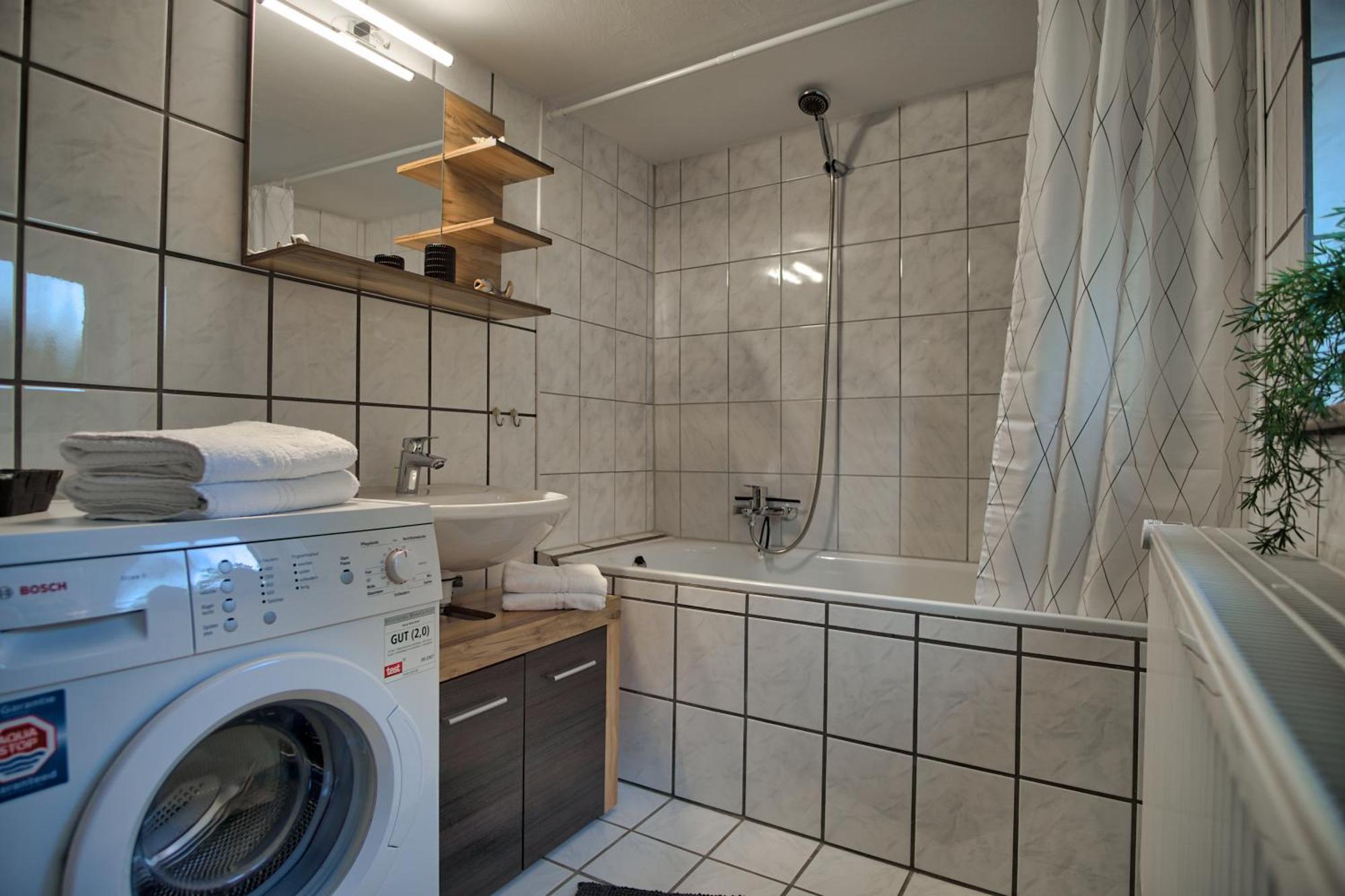 Maisonette Privater Zugang Waschmaschine Parkplatz ฮาเกิน ภายนอก รูปภาพ